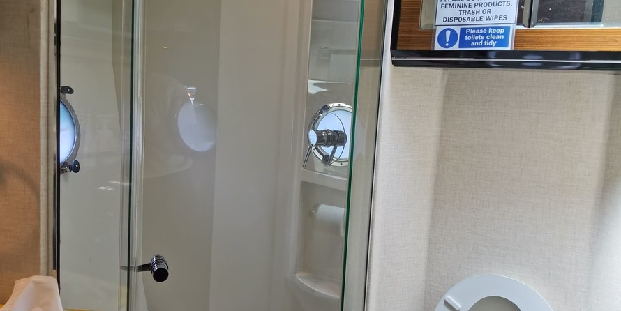 Marquis 500 Sport Coupe