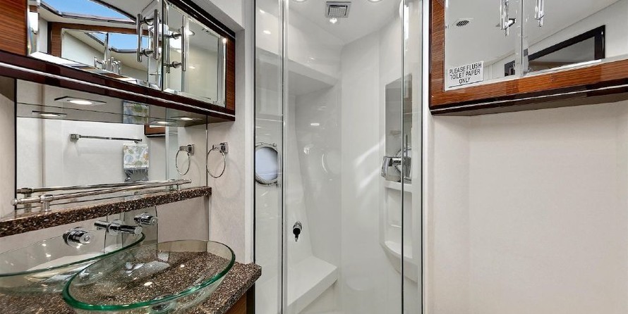 Marquis 500 Sport Coupe