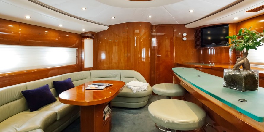 Princess V65