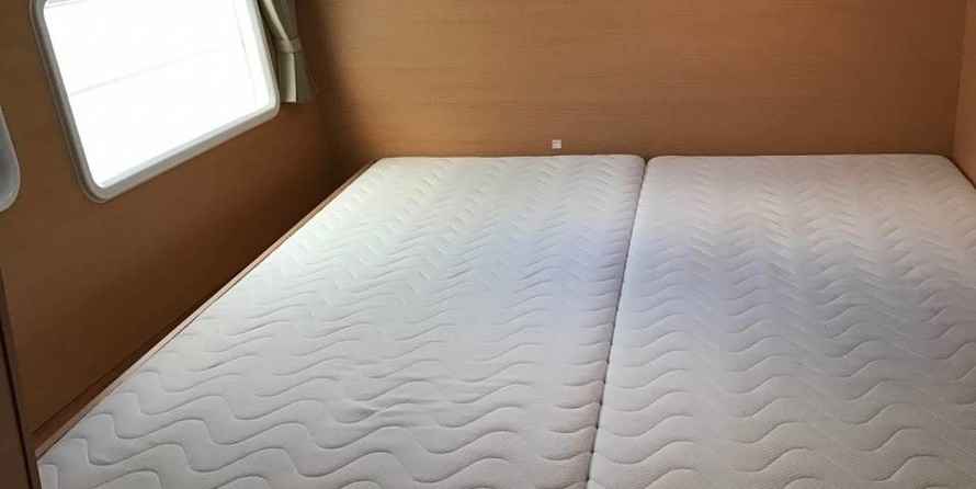 Lagoon 380