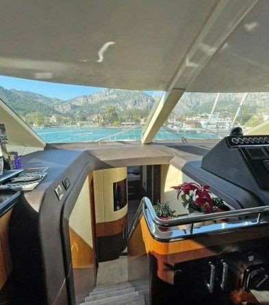 Galeon 640 FLY
