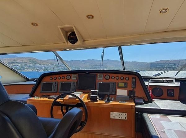 Ferretti 94