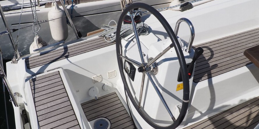 Beneteau Oceanis 35.1