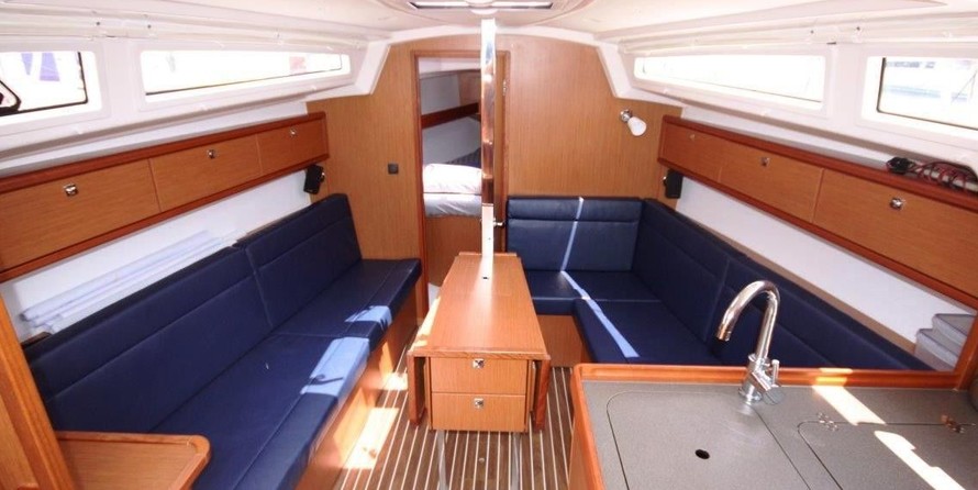 Bavaria 33 Cruiser