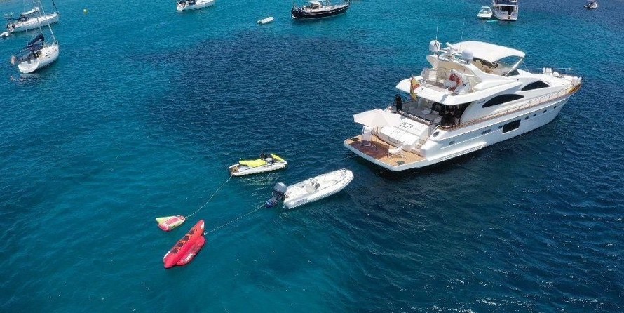 Astondoa 72