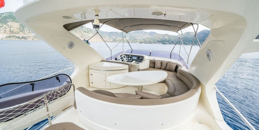 Azimut 55