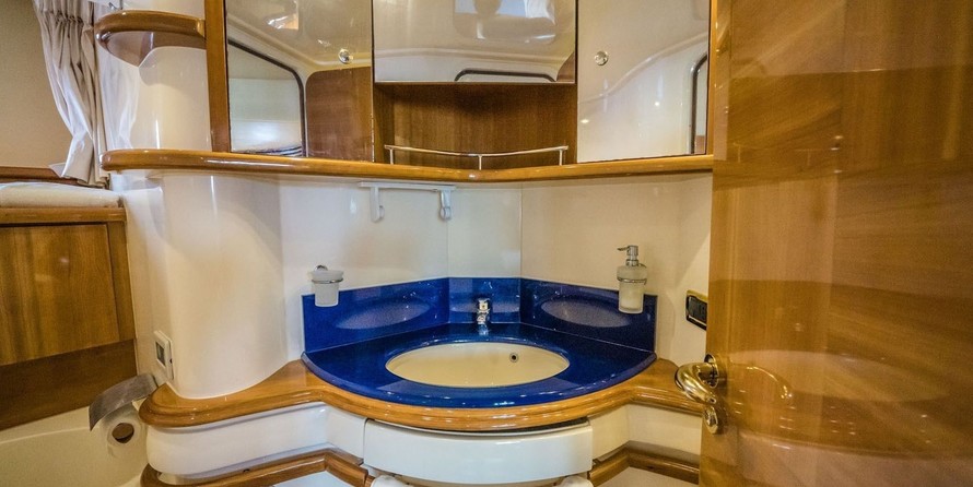 Azimut 55
