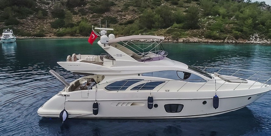 Azimut 55