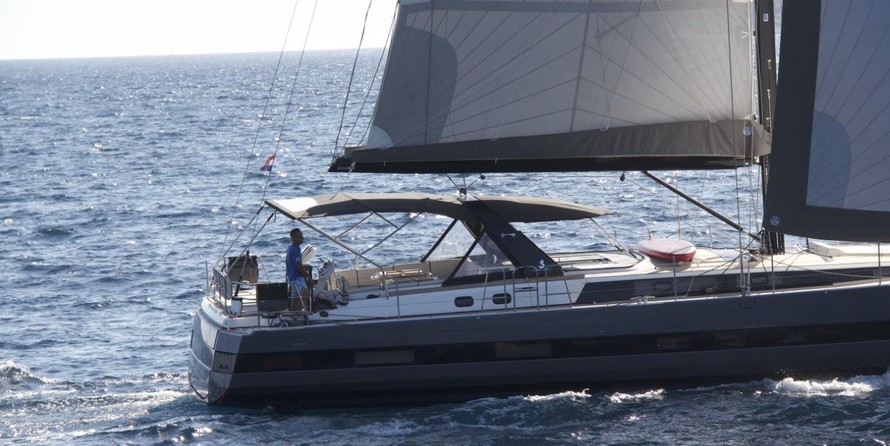Beneteau Oceanis Yacht 62