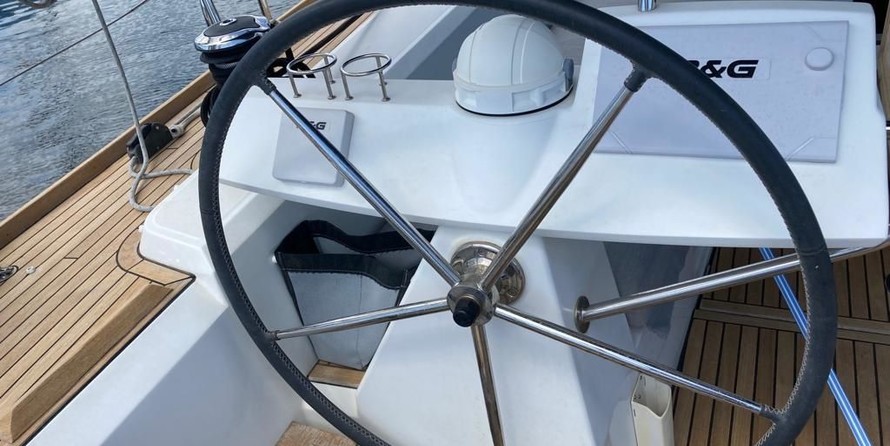 Beneteau Sense 55