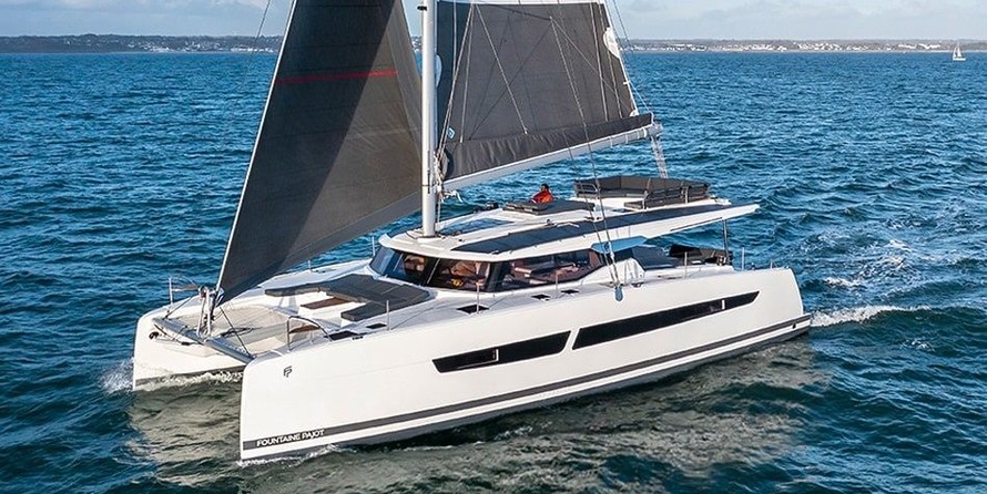 Fountaine Pajot Aura 51