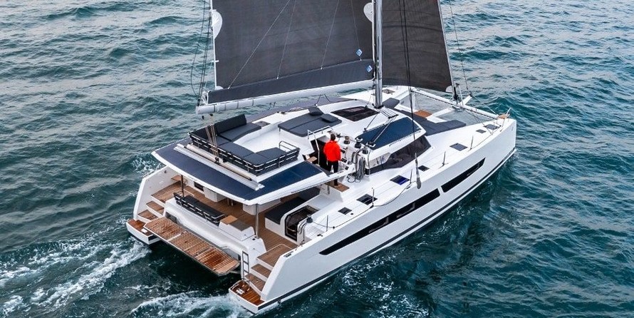 Fountaine Pajot Aura 51