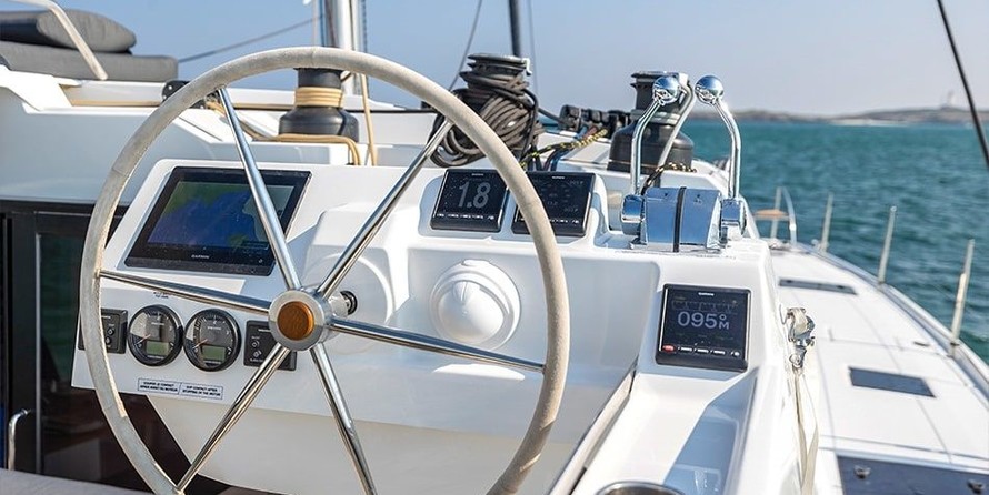 Fountaine Pajot Aura 51