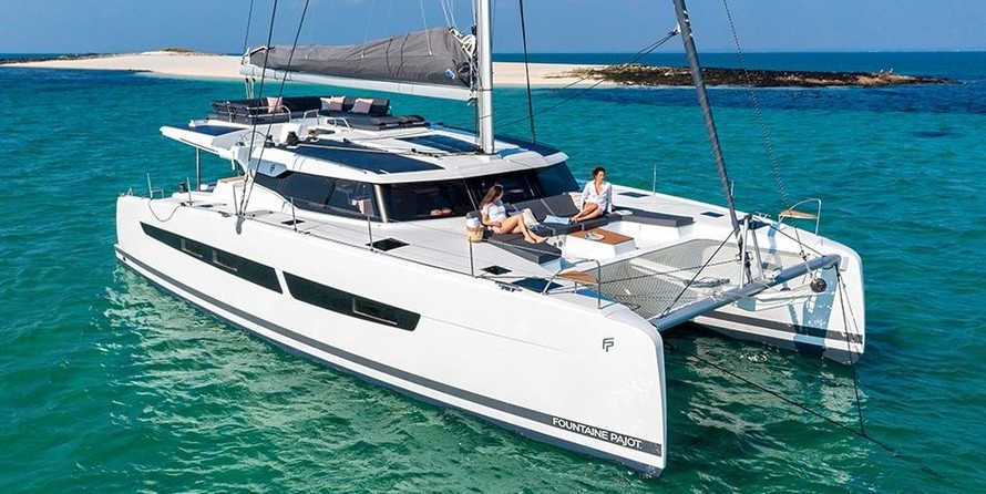 Fountaine Pajot Aura 51