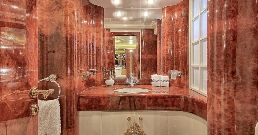 RealShips Courage 39