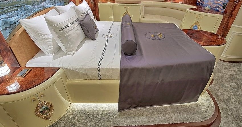 RealShips Courage 39