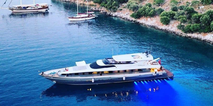 RealShips Courage 39