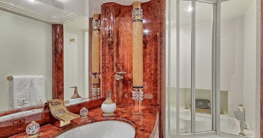 RealShips Courage 39