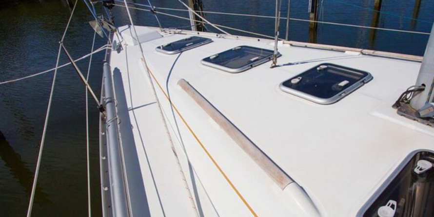 Beneteau Oceanis 393