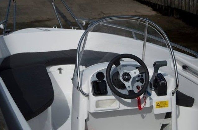 Crescent 520 CC Arrow