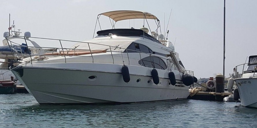 Azimut 58