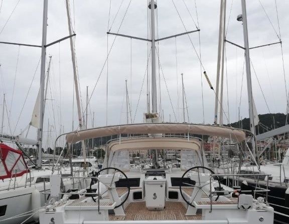 Beneteau Oceanis 51.1