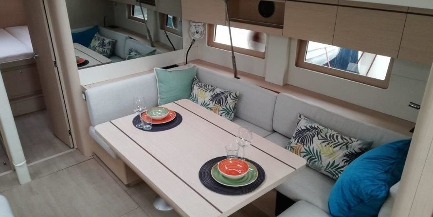 Beneteau Oceanis 51.1