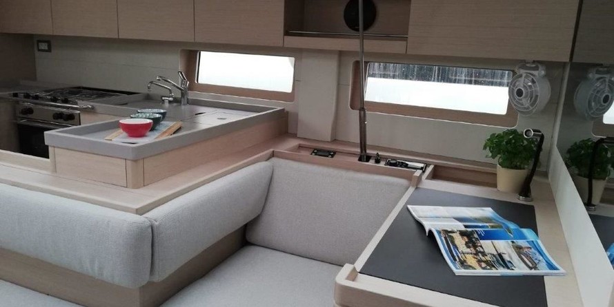 Beneteau Oceanis 51.1