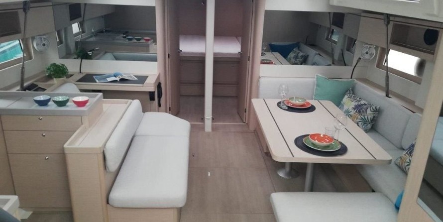 Beneteau Oceanis 51.1