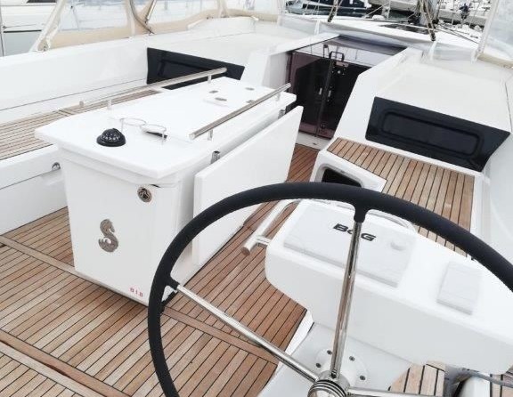 Beneteau Oceanis 51.1