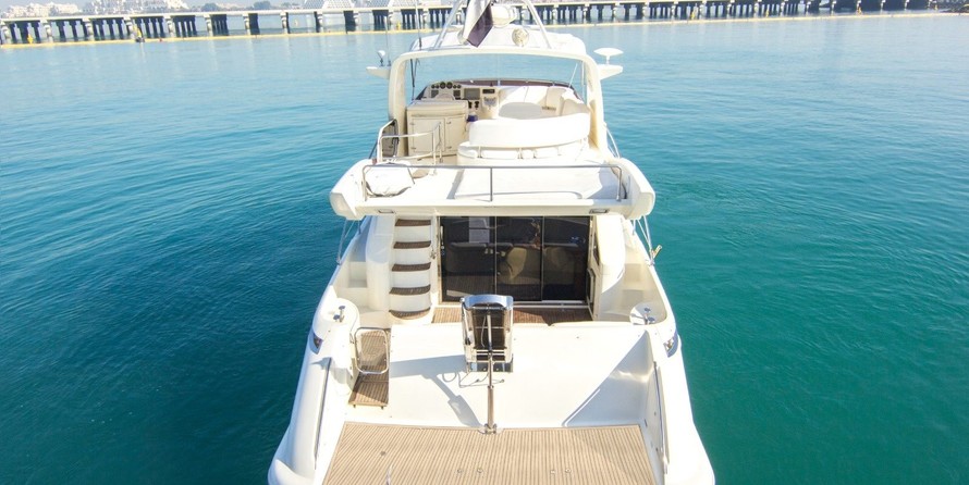 Azimut 50 Fly Galley Up