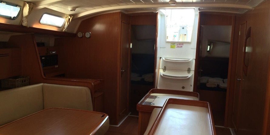 Beneteau Oceanis 50 Family