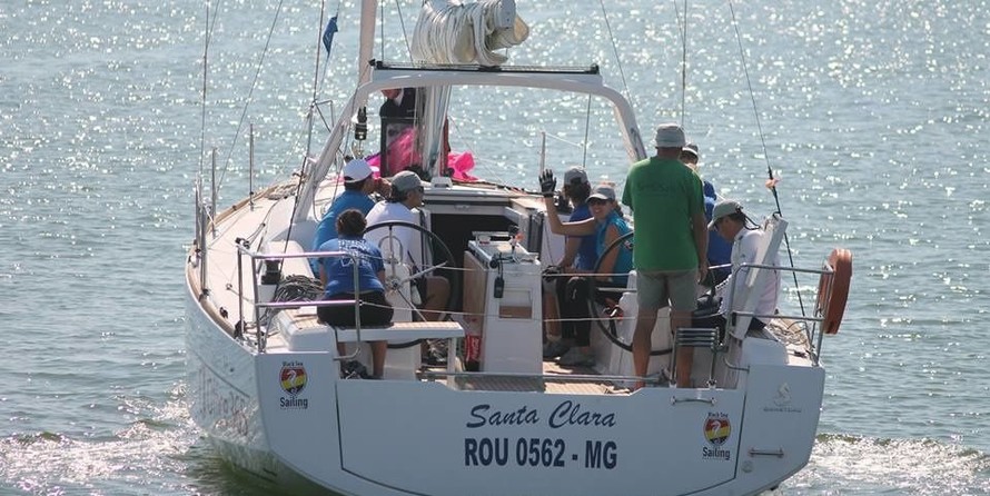 Beneteau Oceanis 38