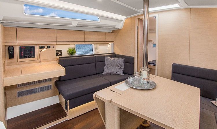 Hanse 388