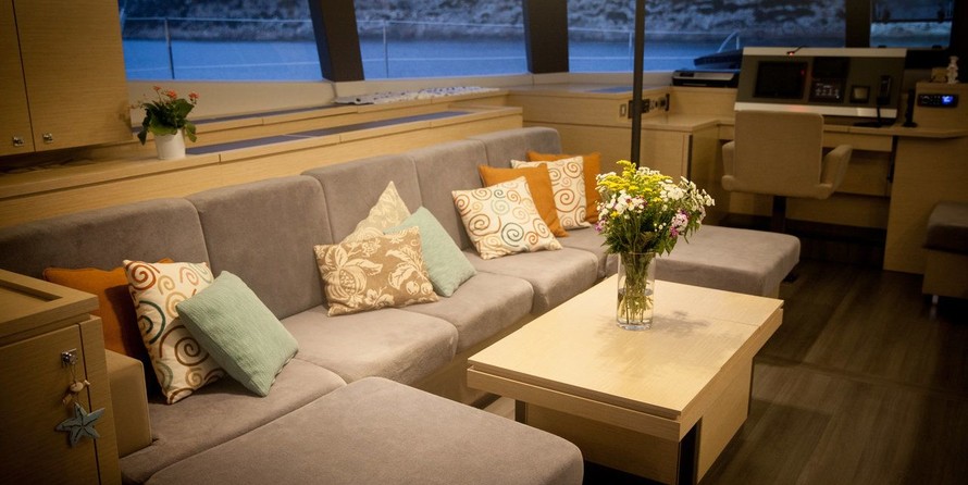 Fountaine pajot victoria 67