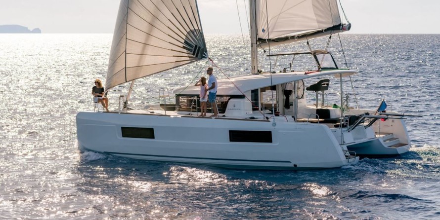 Lagoon 40