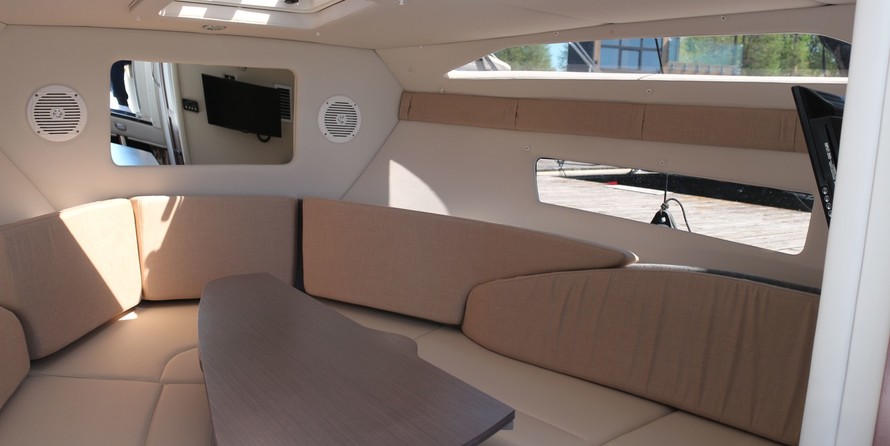 Bayliner Ciera 8
