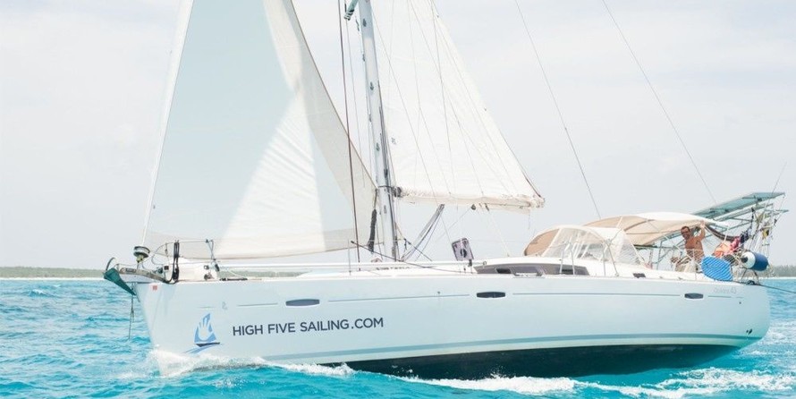 Beneteau Oceanis 43