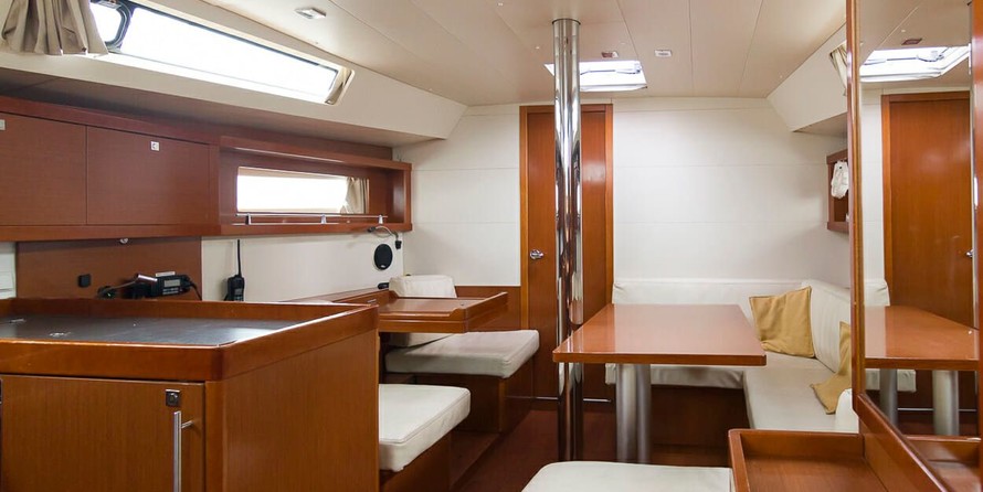 Beneteau Oceanis 41