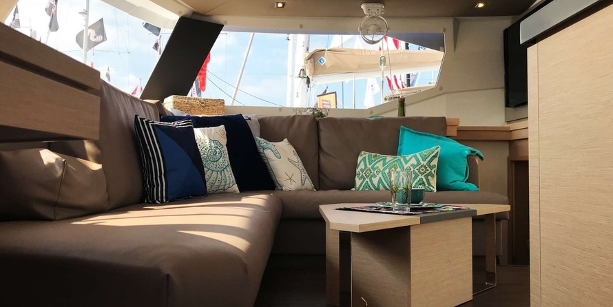 Fountaine Pajot Saona 47