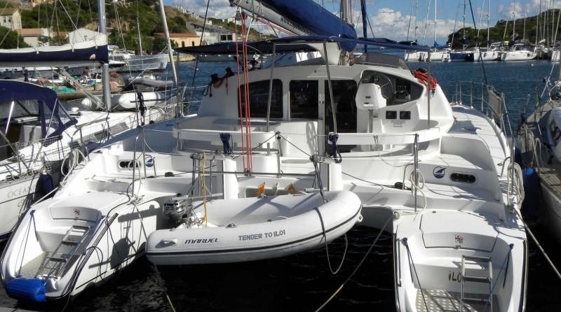 Fountaine Pajot Lavezzi 40