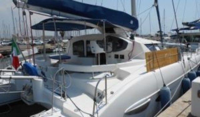 Fountaine Pajot Lavezzi 40