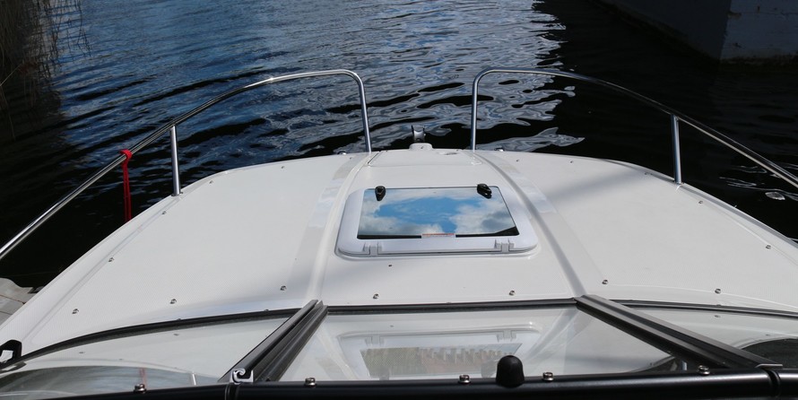 Bayliner VR5 Cuddy