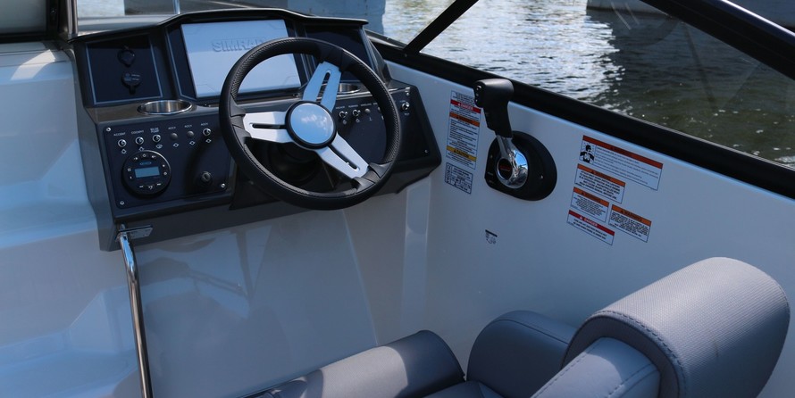 Bayliner VR5 Cuddy