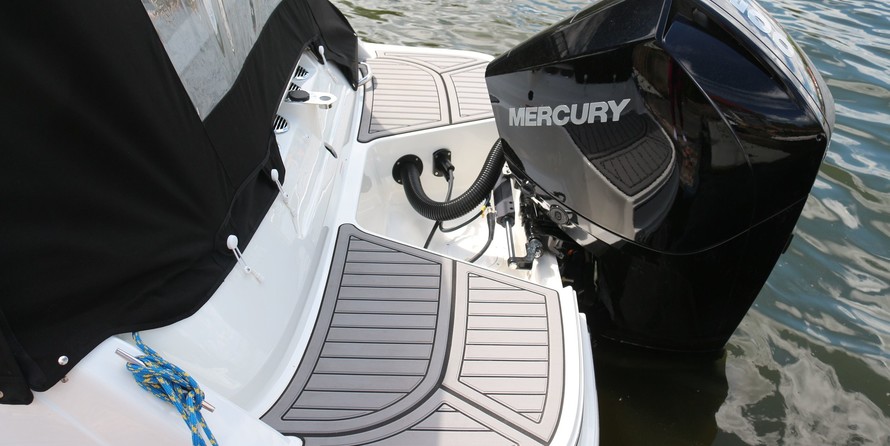 Bayliner VR5 Cuddy