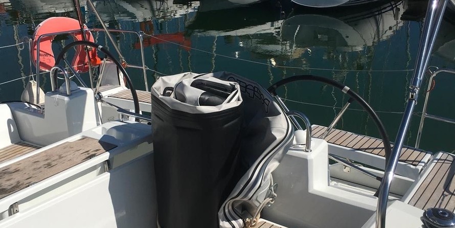 Beneteau Oceanis 38.1