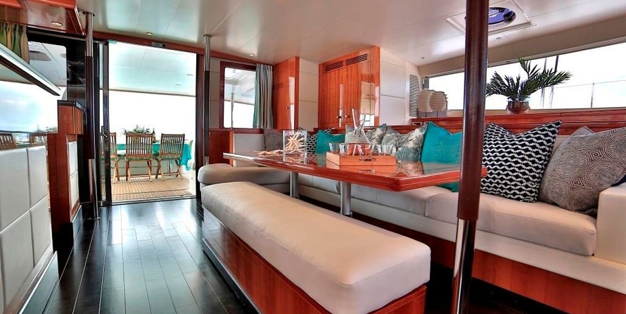 Fountaine Pajot Galathea 65