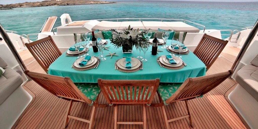 Fountaine Pajot Galathea 65