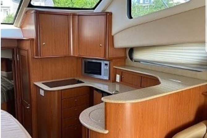 Silverton 38 Sport Bridge