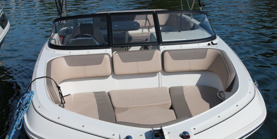 Bayliner VR6 BOWRIDER